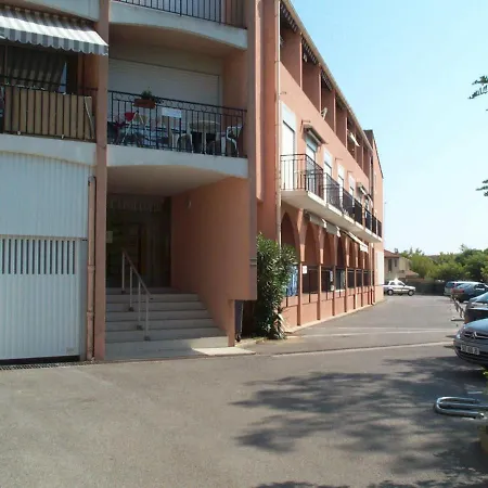 Lumineux Avec Terrasse Et Wifi, Animaux Admis - Fr-1-503-60 *