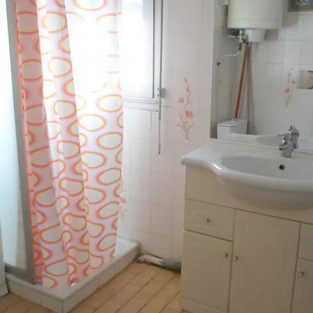 Lumineux Avec Terrasse Et Wifi, Animaux Admis - Fr-1-503-60 * Balaruc-les-Bains