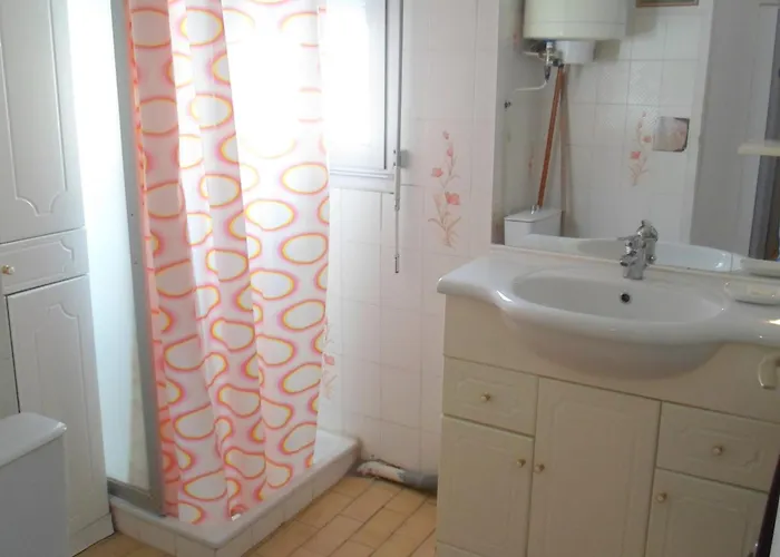 Lumineux Avec Terrasse Et Wifi, Animaux Admis - Fr-1-503-60 * Balaruc-les-Bains